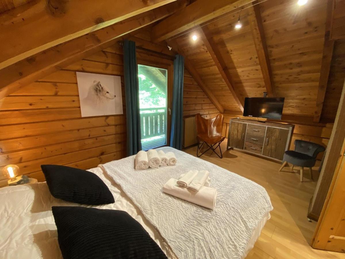 Le Renard Chalet En Bois Ла-Бресс Экстерьер фото
